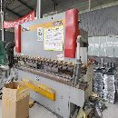 出售：4100吨精品折弯机，带下顶补偿，数控后档。