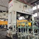 西安锻压机床厂闭式双点压力机j36-400工作台尺寸2800x.